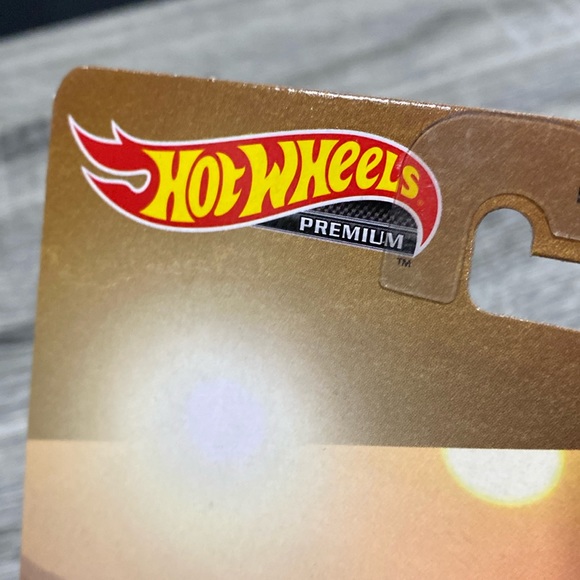 Hot Wheels Premium | Star Wars: The Mandalorian #3/5: ‘70 Chevelle Delivery - Picture 10 of 10